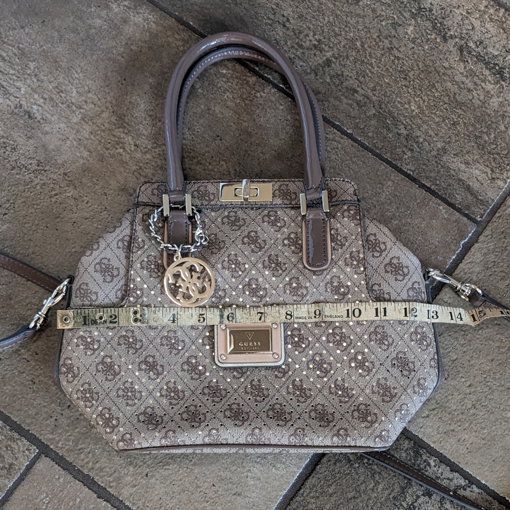 Guess Logo Remix Crossbody or Tote/Satchel Handbag Y2K Honeycomb Tan,Gold - Picture 9 of 16